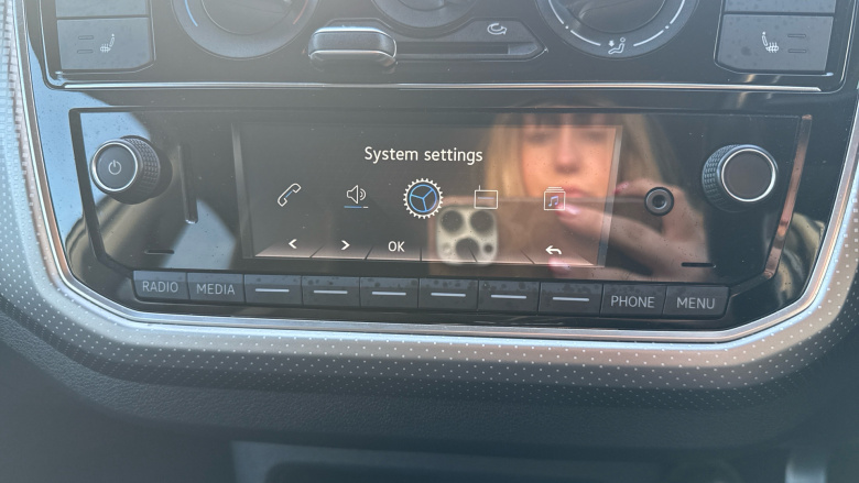 Volkswagen Up 1.0 90PS High Up 5dr Petrol Hatchback